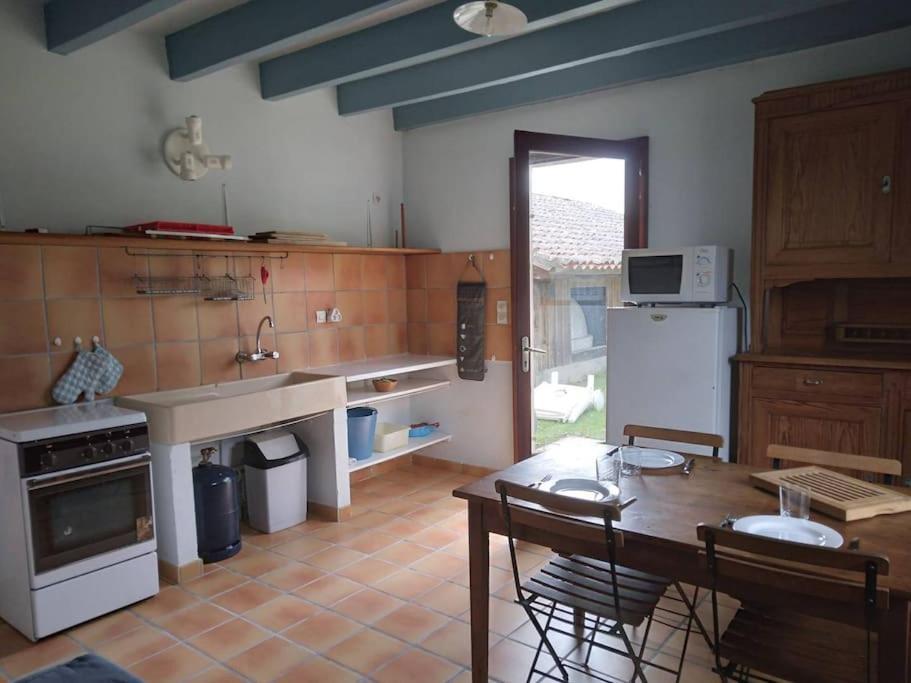 Le Petit Frouas Sud Lägenhet Vielle-Saint-Girons Exteriör bild